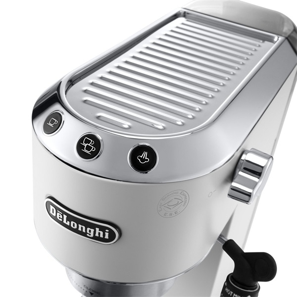 DeLonghi EC 685.W Dedica fehér eszpresszó kávéfőző DeLonghi EC 685.W Dedica fehér eszpresszó kávéfőző